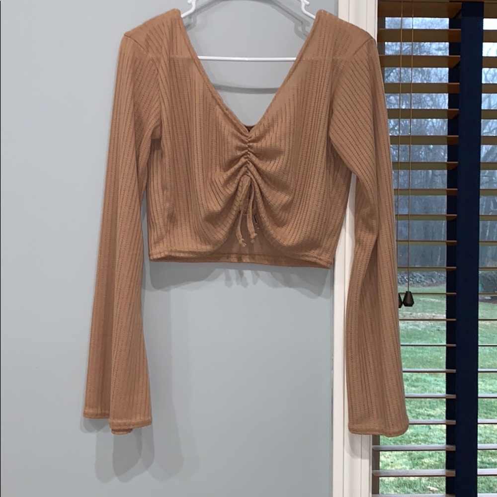 Ruched long sleeve crop top